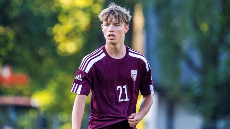 Latvijas pusaudži atgūstas no 0:2 un EČ atlasē uzveic Ukrainas futbolistus