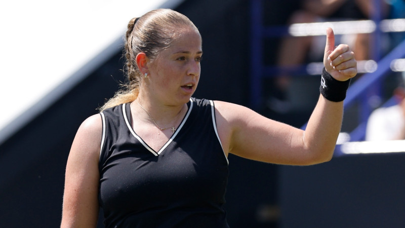 Ostapenko mērķēs uz trešo Īstbornas finālu