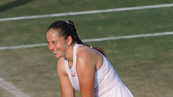 Ostapenko uzsākusi sadarbību ar Švjontekas bijušo treneri