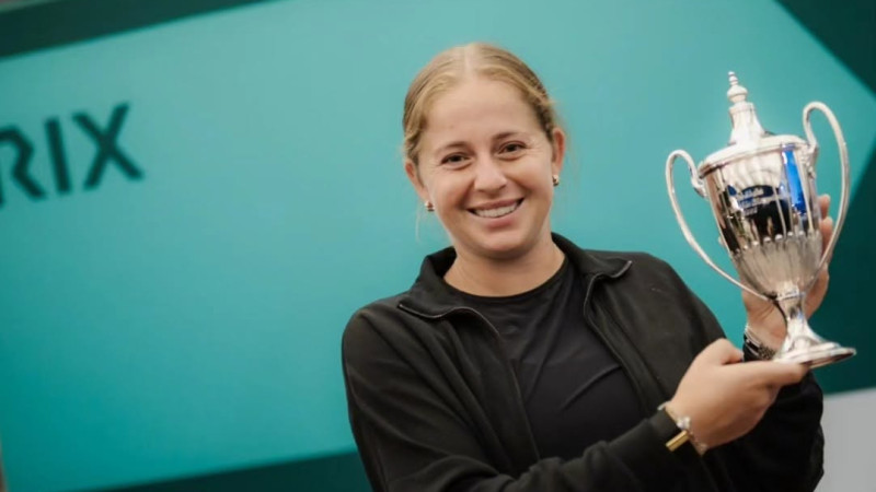 Ostapenko pakāpjas uz 29. vietu WTA rangā, Semeņistaja 106.