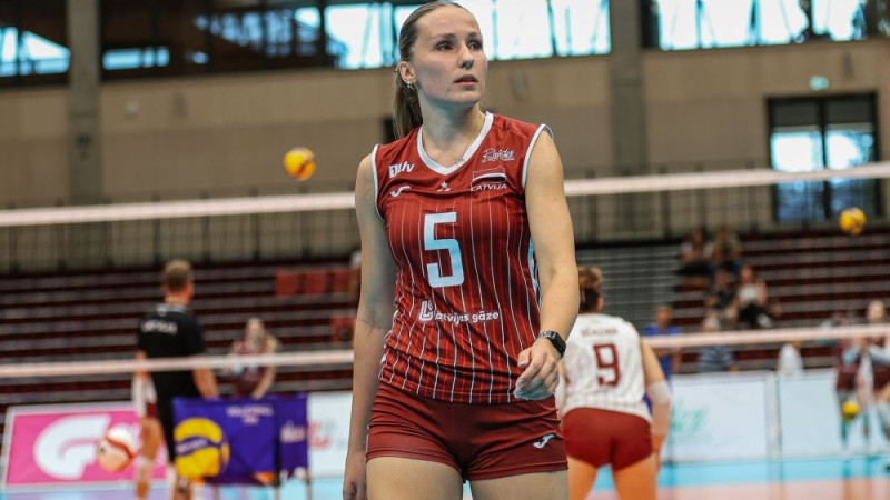 Latvijas volejbolistes pēdējā treniņspēlē pirms EČ piekāpjas Horvātijai