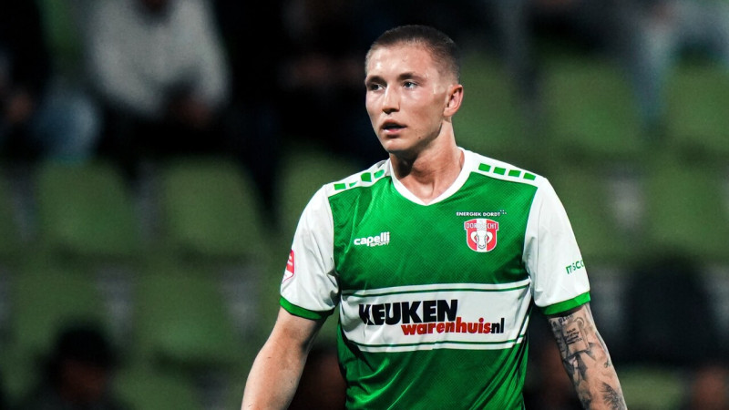 Vairs ne īrē – Šits kļūst par pilntiesīgu "Dordrecht" spēlētāju