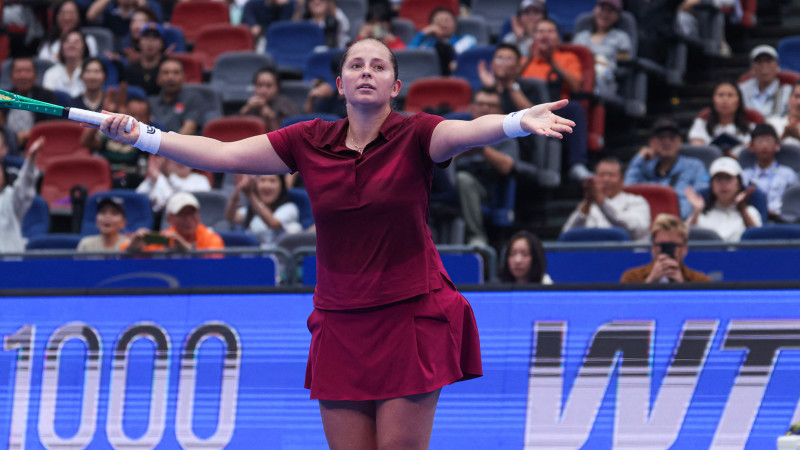 Ostapenko iesoļo Uhaņas "WTA 1000" pusfinālā